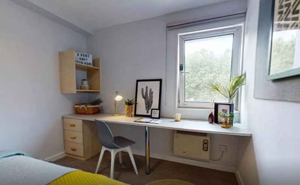 Property photo 2 of 7 6Lsmfmgfivuwuqnufmeup2Hl2Qfyga.Jpg
