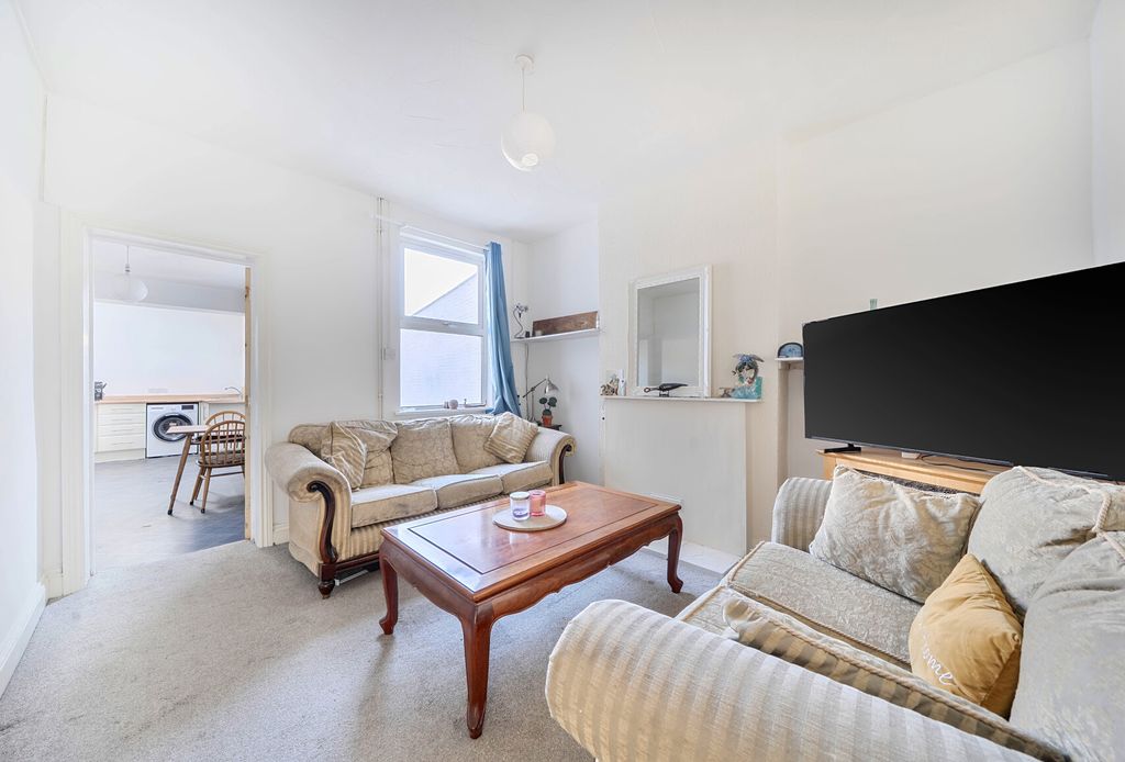 Property photo 2 of 20 1449859-10-69Ebc3...