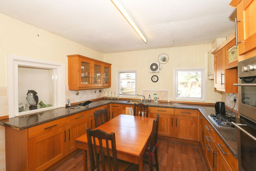 Property photo 3 of 15 Photography