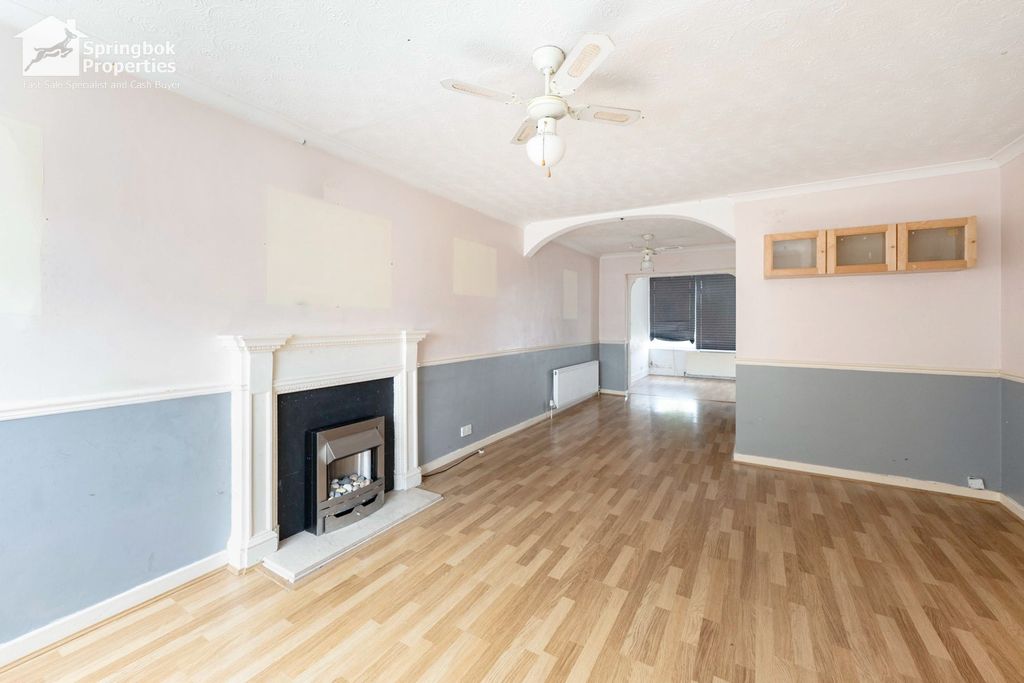 Property photo 2 of 18 Image 2