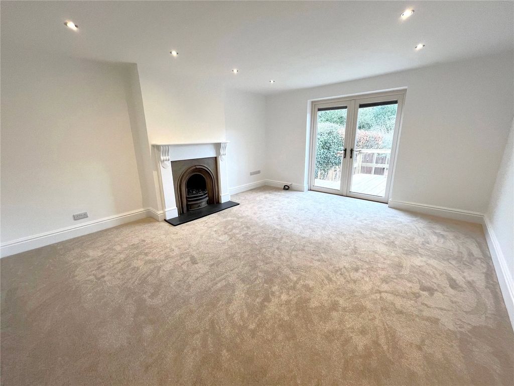 Property photo 3 of 20 Picture No. 33