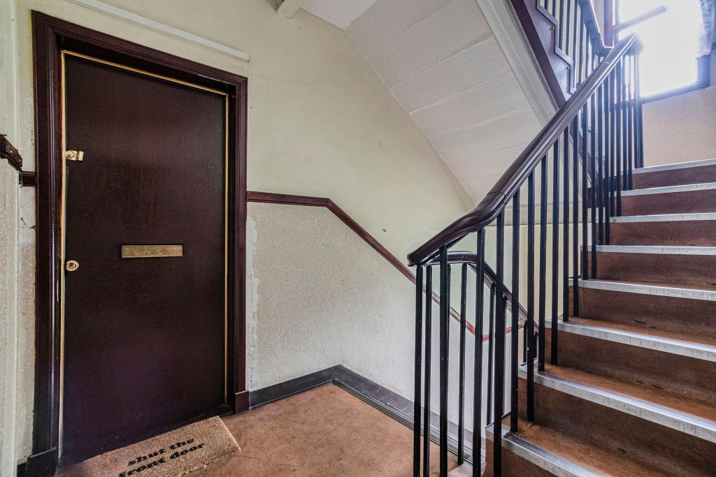 Property photo 3 of 24