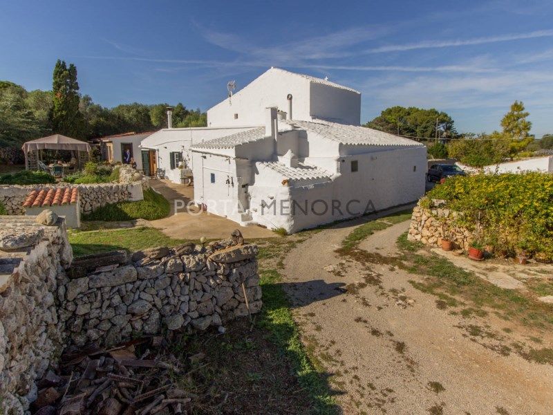 Property photo 1 of 36