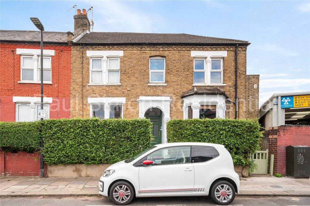 Property photo 3 of 12 Picture No. 02