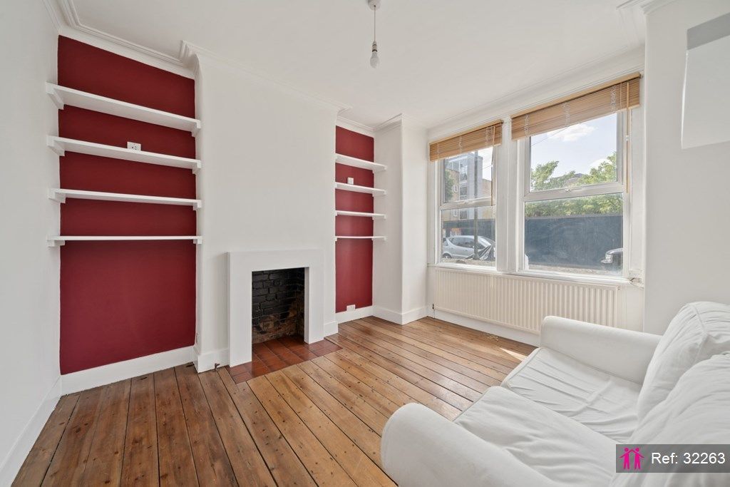 Property photo 2 of 8
