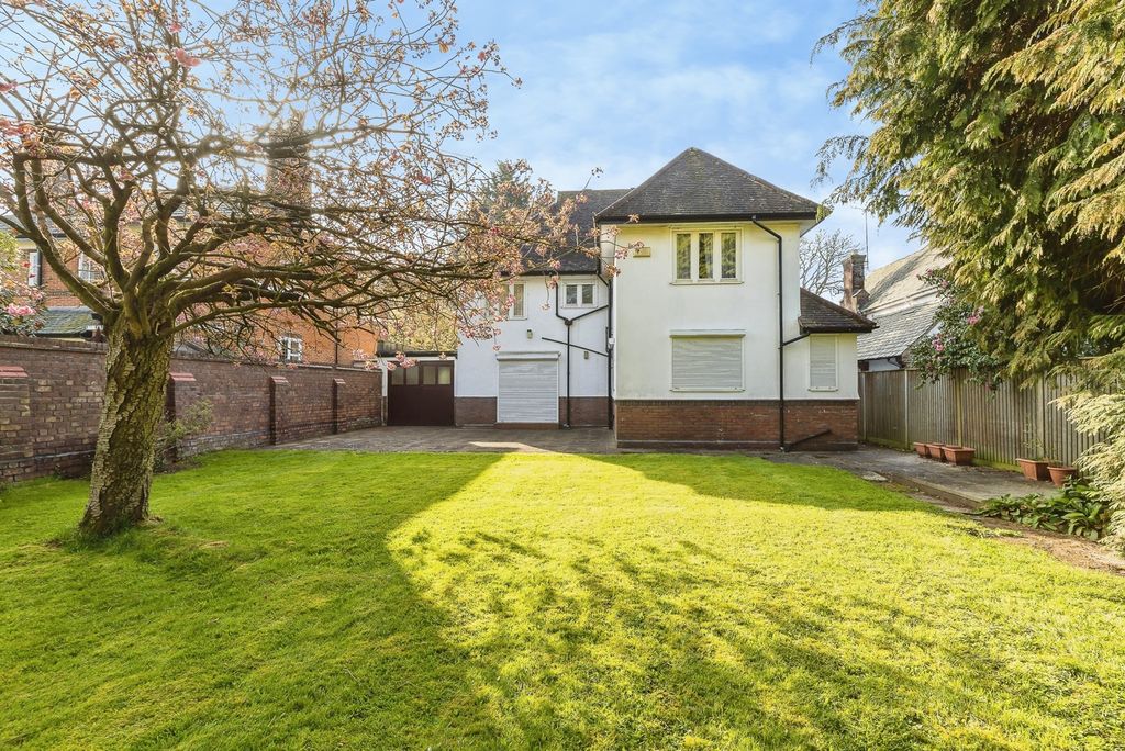 Property photo 3 of 21 Pbox-Img.Jpg