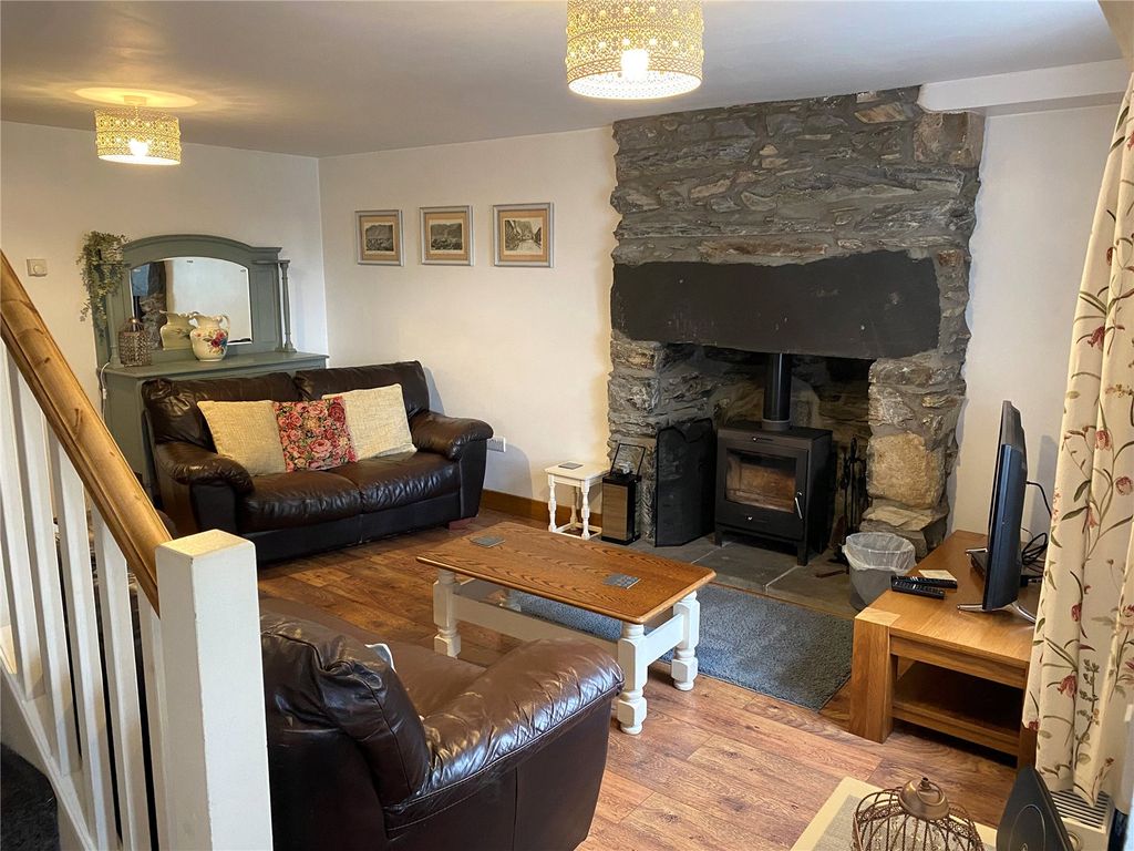Property photo 2 of 17 Picture No. 05