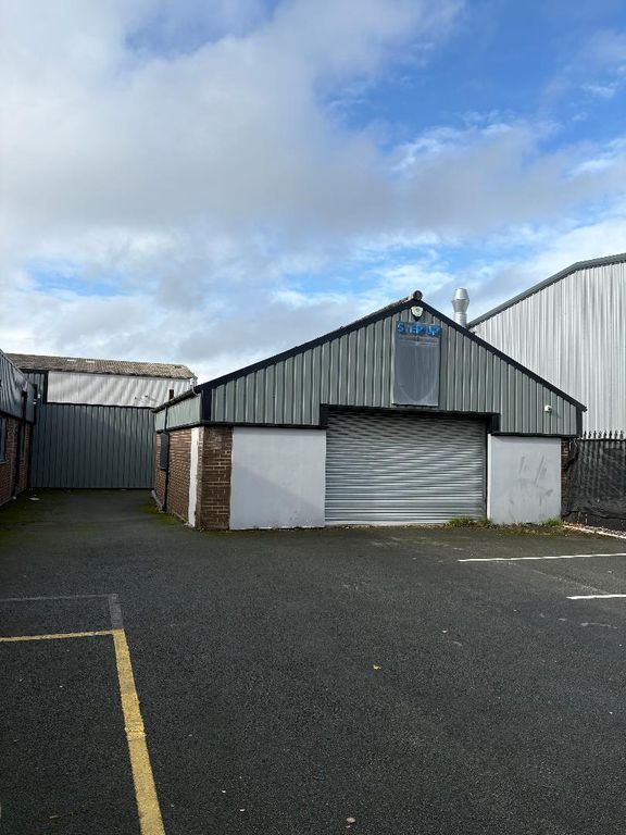 Property photo 1 of 4 Photo 4