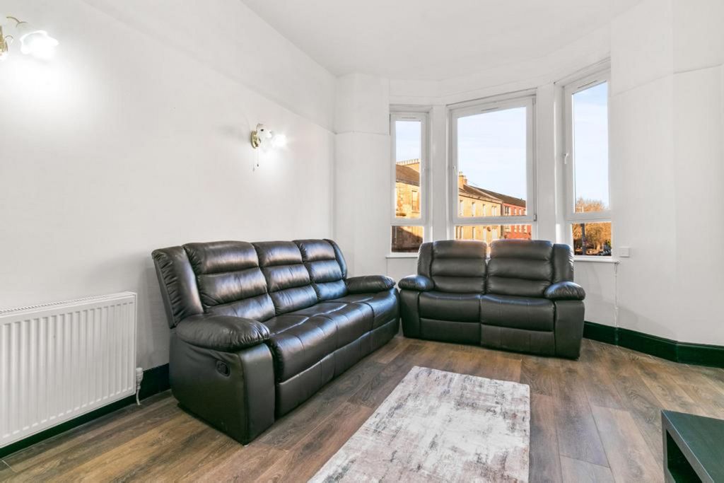 Property photo 3 of 27