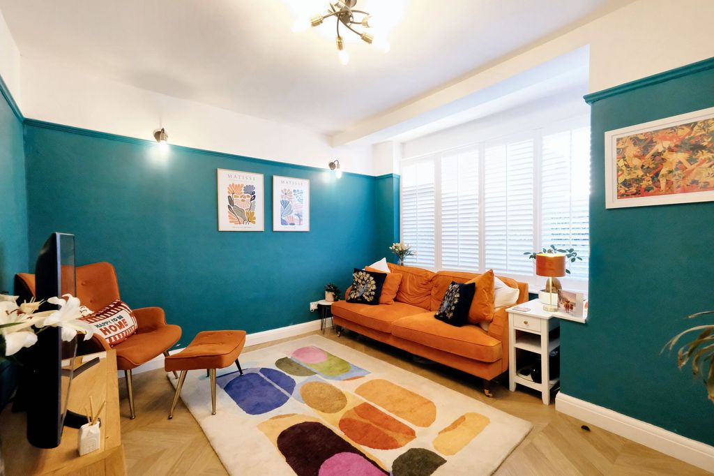 Property photo 3 of 16