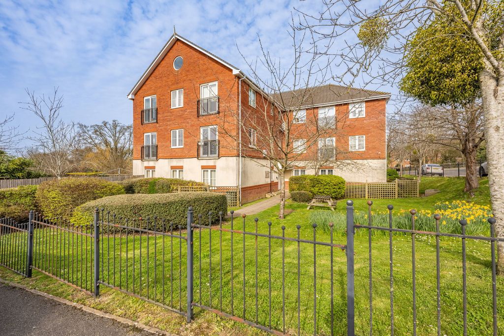 Property photo 1 of 15