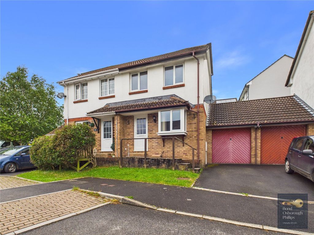 Property photo 1 of 16 Picture No. 05
