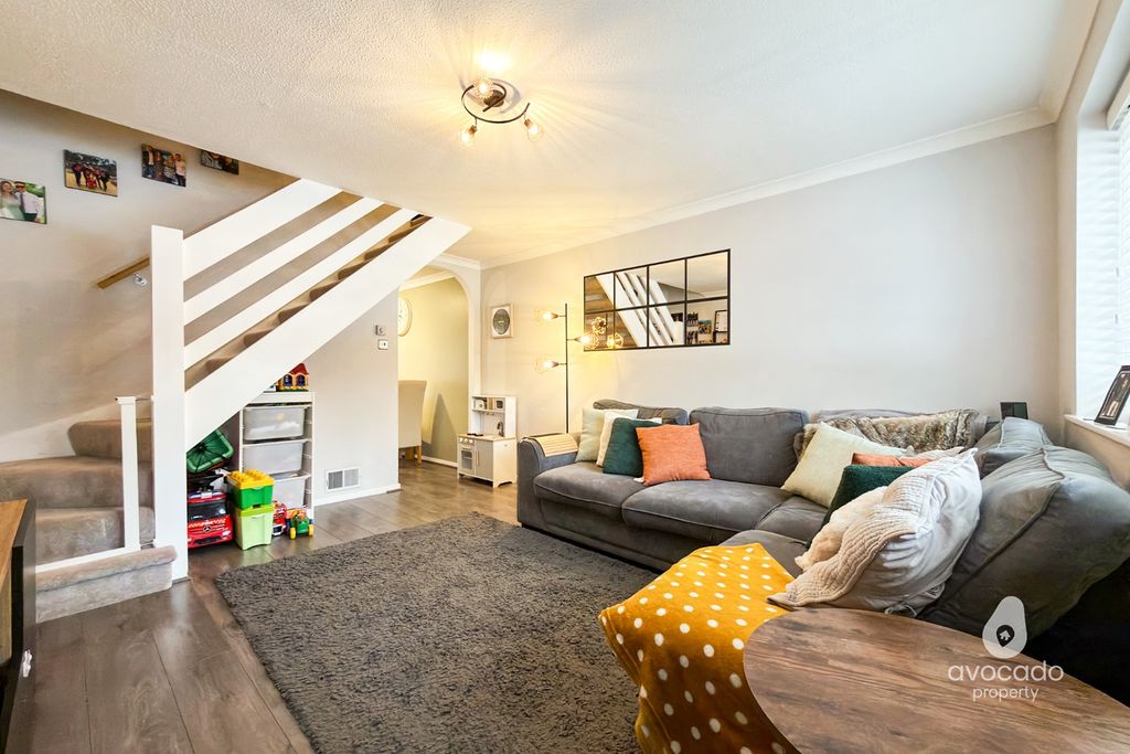 Property photo 2 of 13 2971684