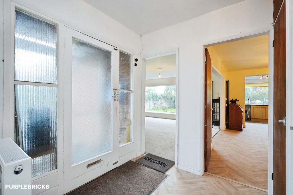 Property photo 3 of 47