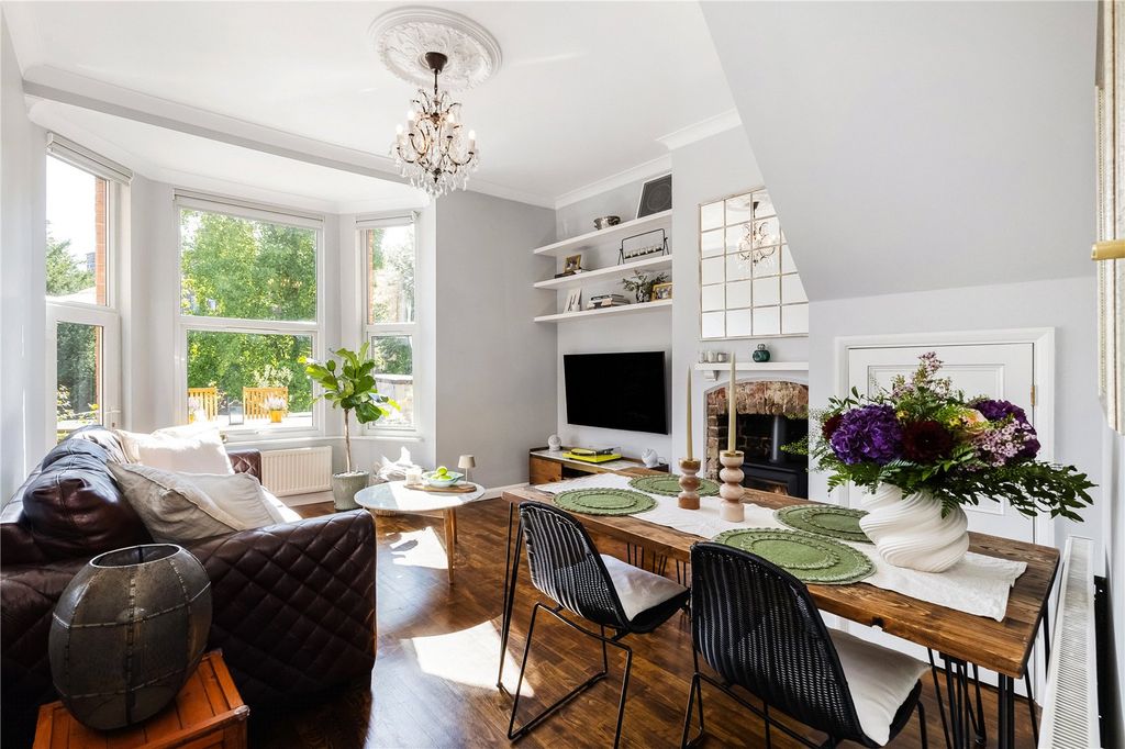 Property photo 2 of 13 Reception