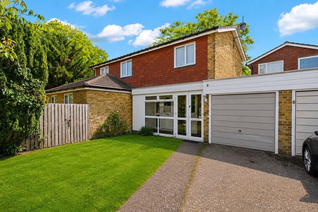 Property photo 1 of 25