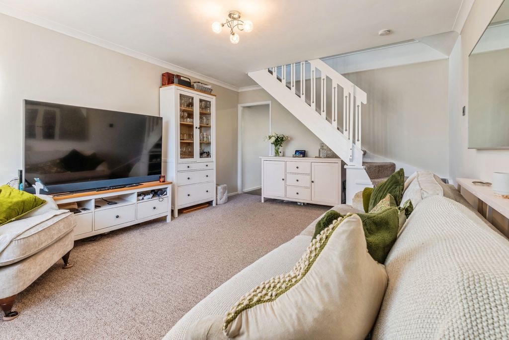 Property photo 3 of 16 Pbox-Img.Jpg