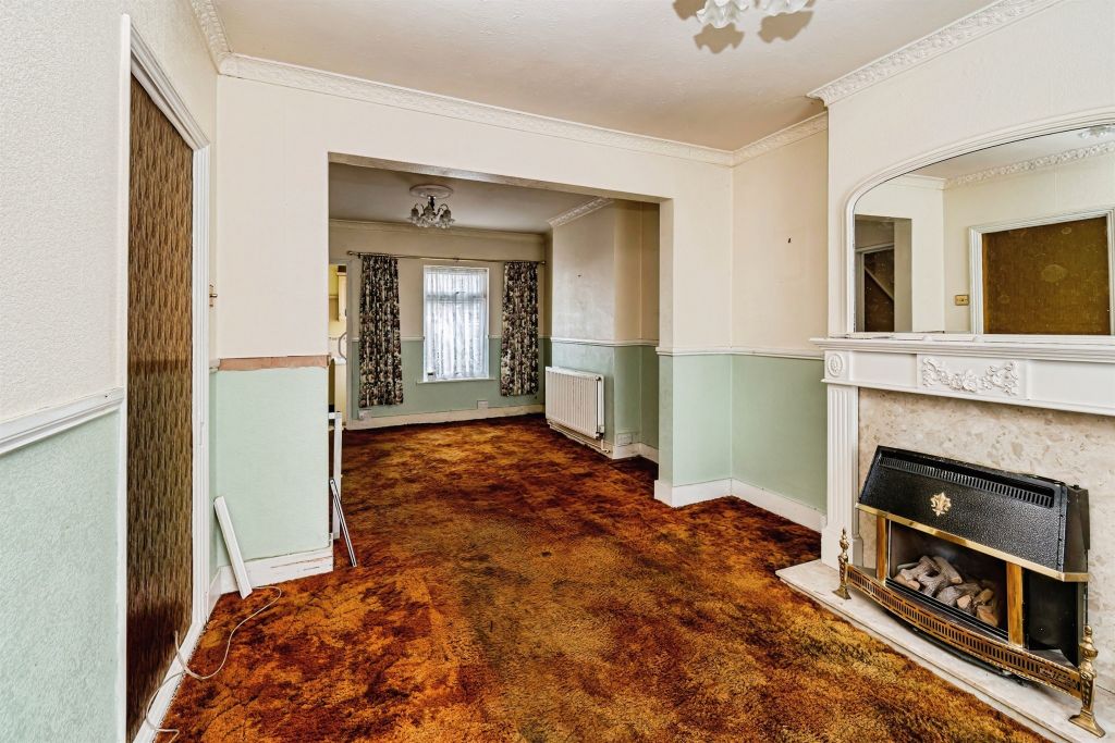 Property photo 3 of 15