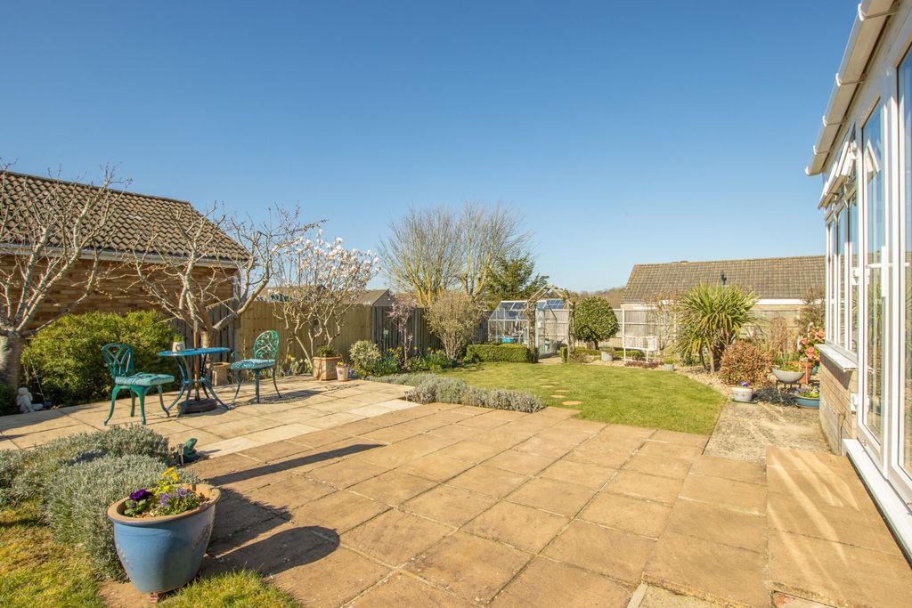 Property photo 2 of 37 5008262