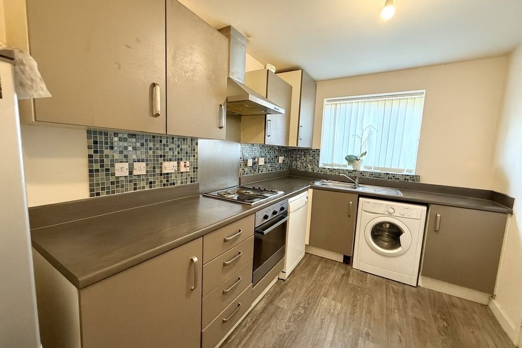 Property photo 2 of 6 Img_6919