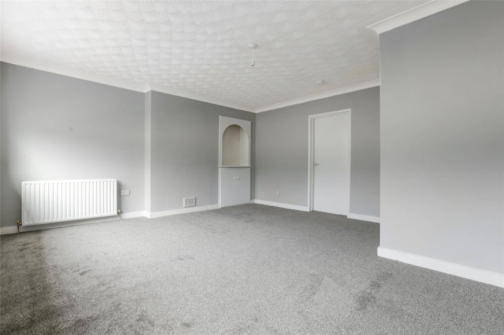 Property photo 3 of 20 Picture No. 06