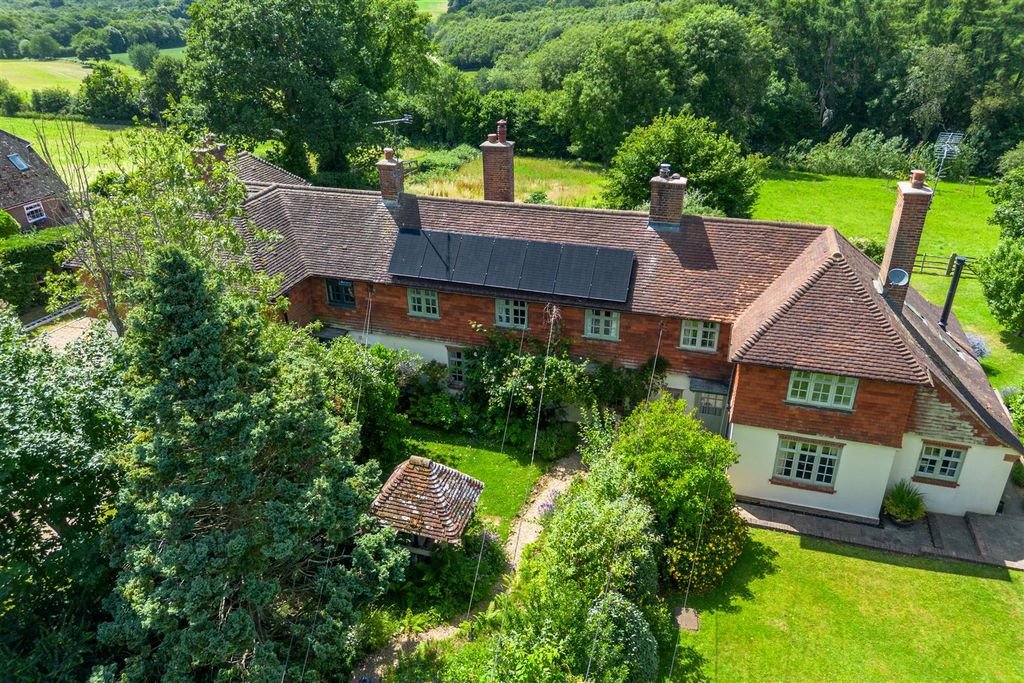 Property photo 1 of 21 2 Orchard Cottages-27.Jpg
