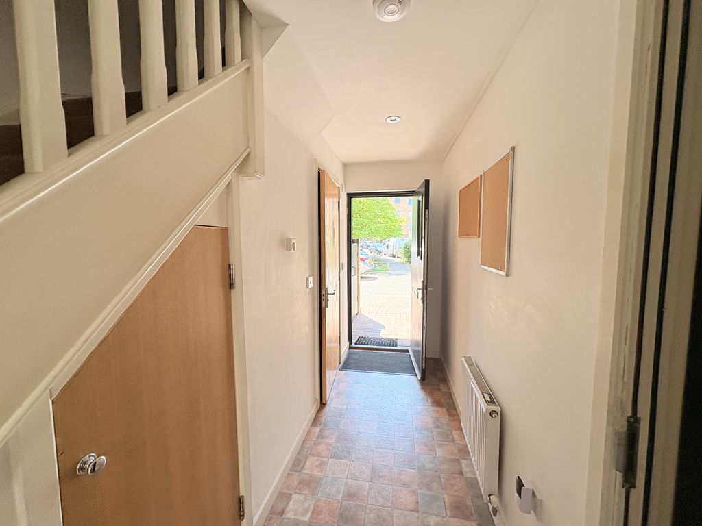 Property photo 3 of 17 Gallery