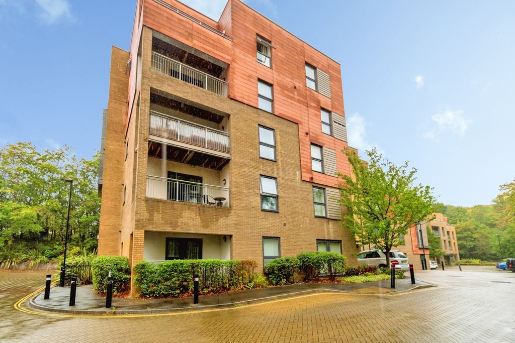Property photo 1 of 17 Pbox-Img.Jpg