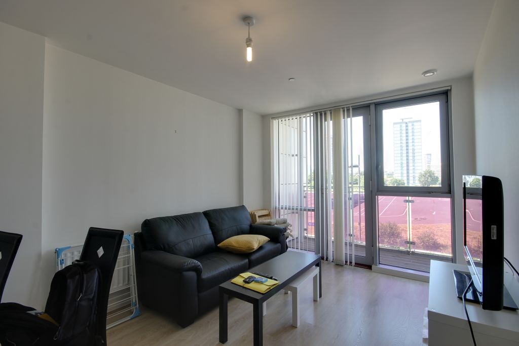 Property photo 2 of 6