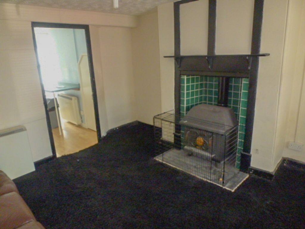 Property photo 2 of 9 14 St Leonards-15