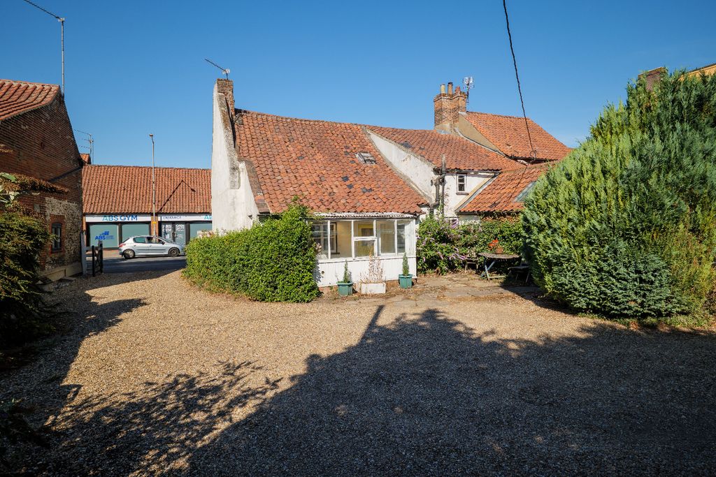 Property photo 2 of 5 5344403