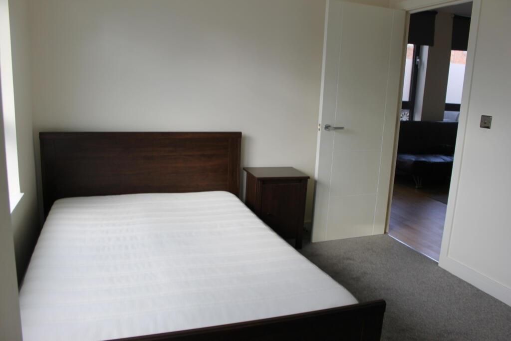 Property photo 3 of 4 Bedroom