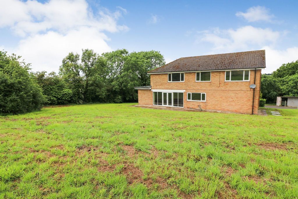 Additional image 32 of 6 bed detached house for saleSt. Barnabas Road, Barnetby DN38