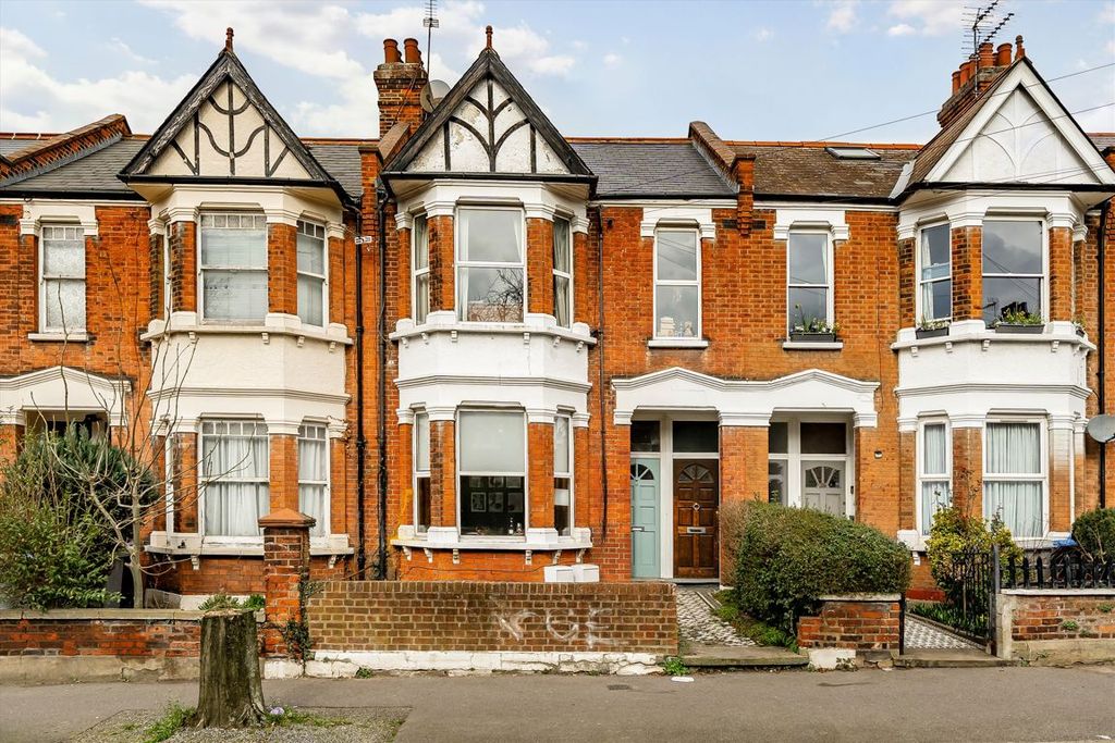 Property photo 1 of 7