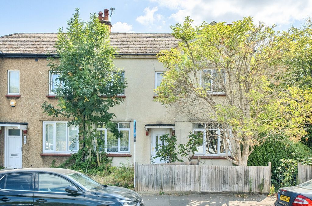 Property photo 2 of 18 1508015-2-6A7B0F6...