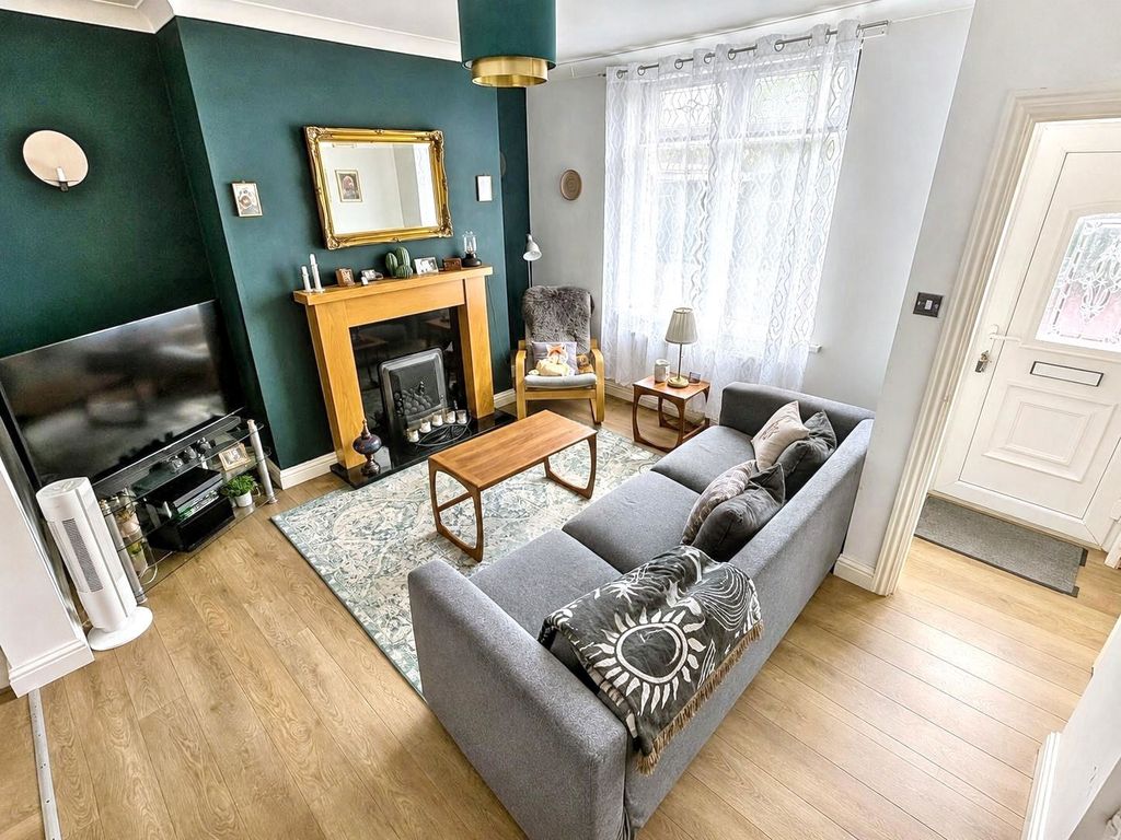 Property photo 3 of 15
