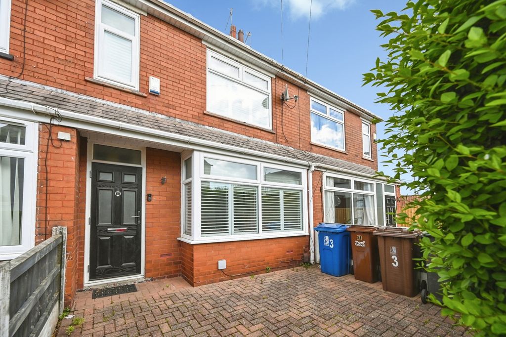 Property photo 1 of 15 Pbox-Img.Jpg