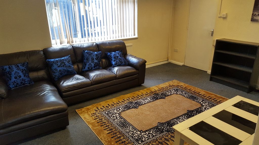Property photo 2 of 5