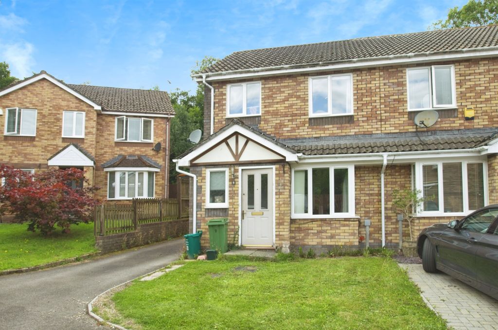 Property photo 1 of 11