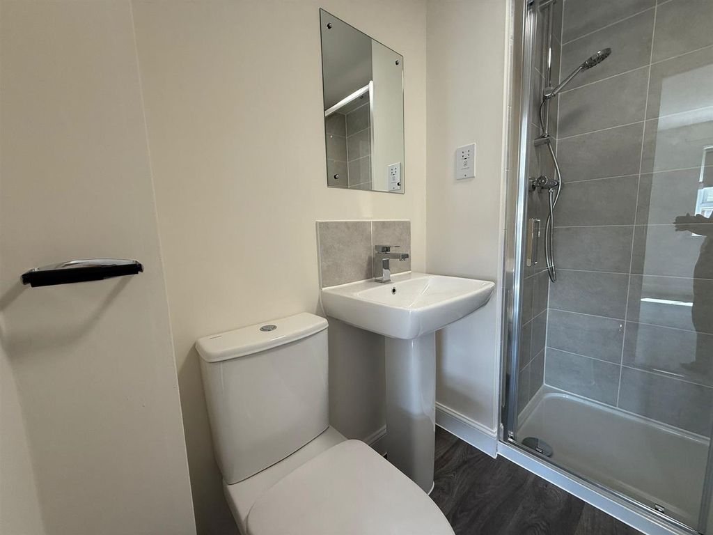 Property photo 1 of 55 0d03d28F-4088-4Dd2-838d-51E5A5B80Fe6.Jpg