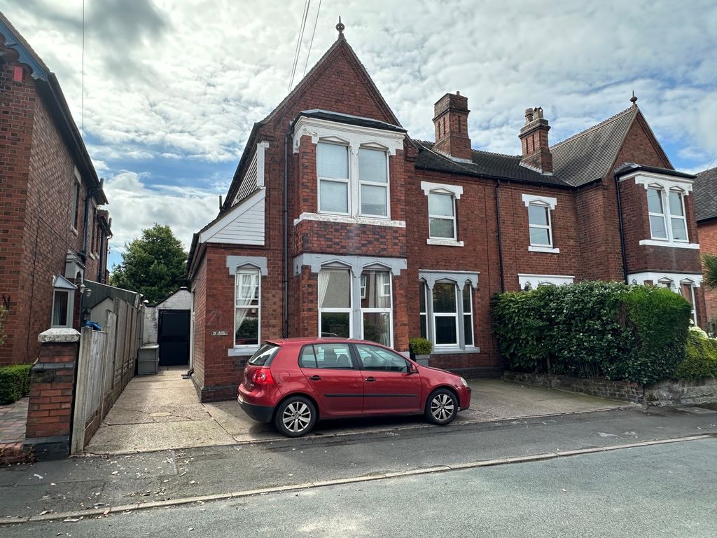Property photo 1 of 16