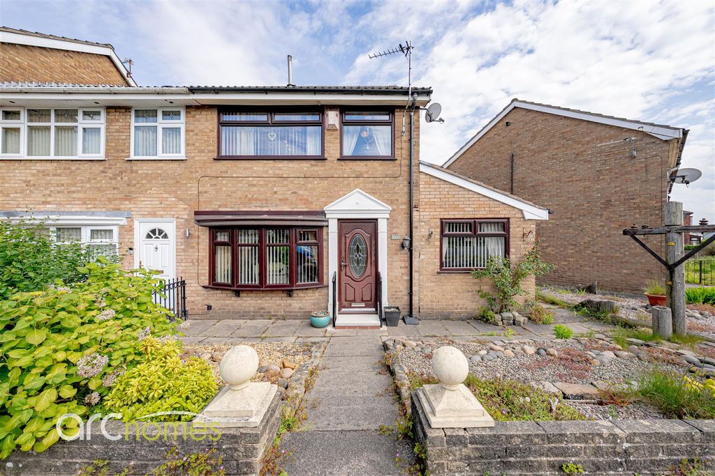Property photo 1 of 22 Wigan-19.Jpg