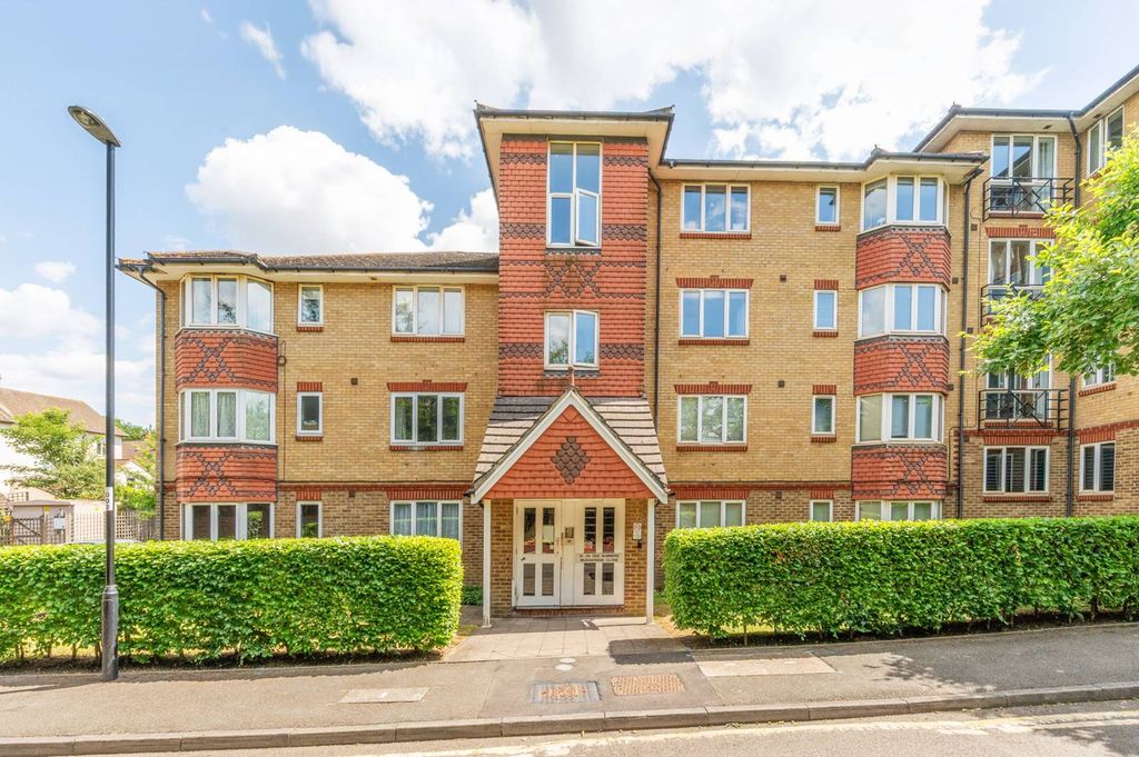 Property photo 2 of 9