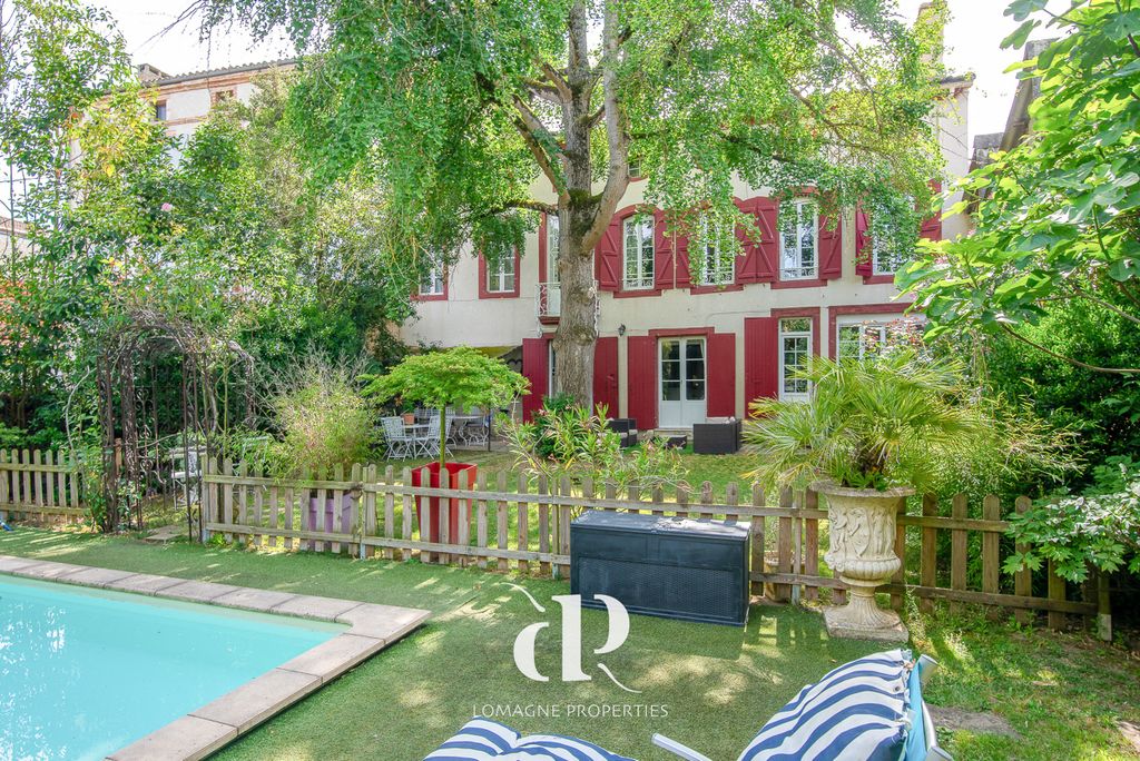 Property photo 2 of 28