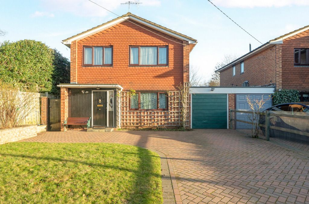 Property photo 1 of 31 1388253-3-69397d1...