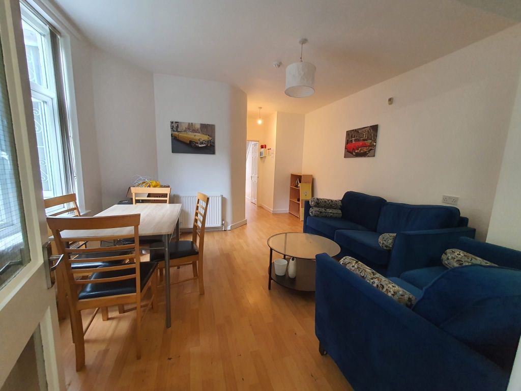 Property photo 3 of 34