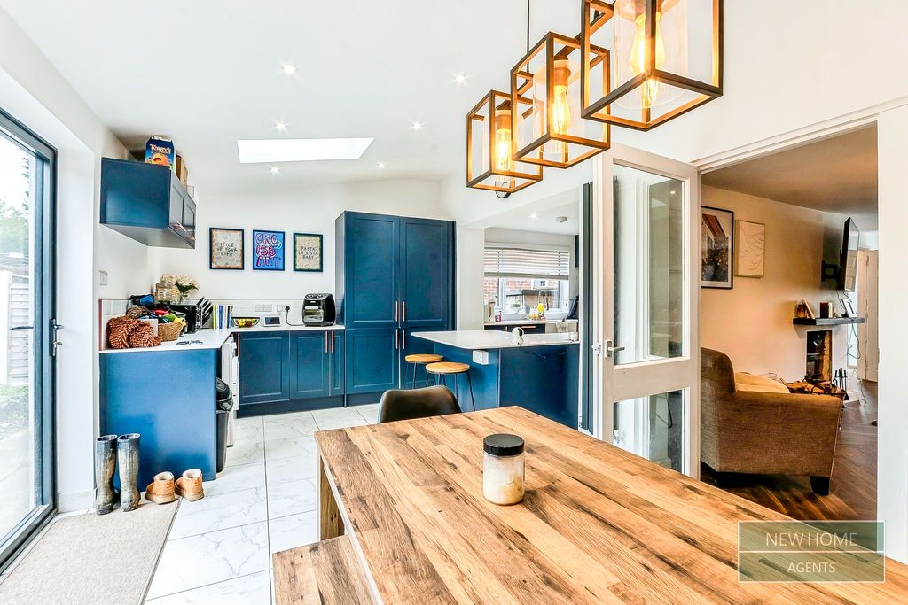 Property photo 3 of 16 Photo 8