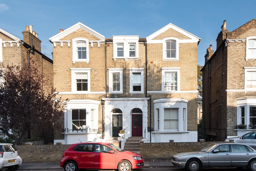 Property photo 1 of 1