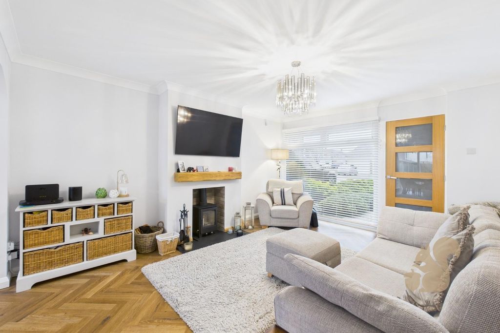 Property photo 3 of 24 Cam01254G0-Pr0382-Still004.Jpg