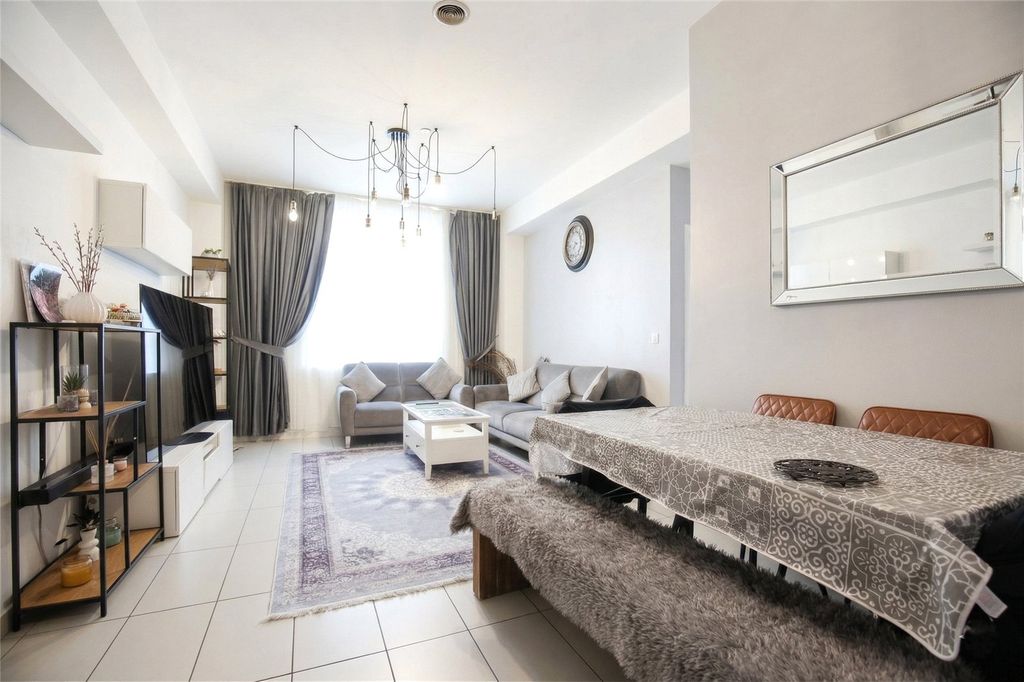 Property photo 3 of 10 Picture No. 03